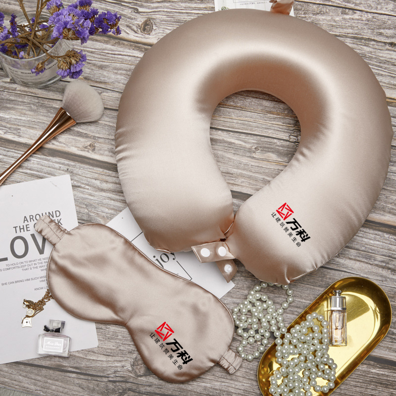  u������z�������b